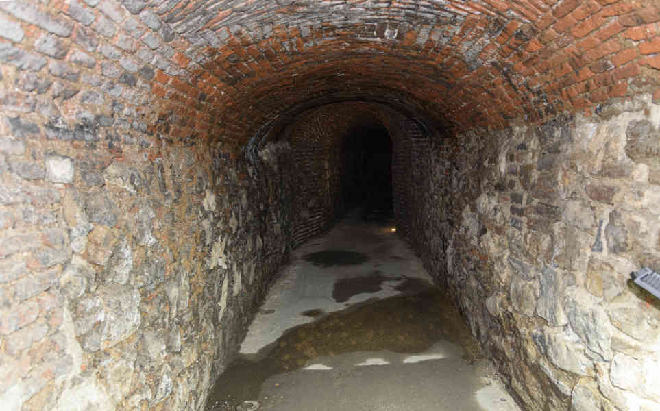 Ciudad Real - Almadén 37 - parque Minero de Almadén - interior de la mina.jpg